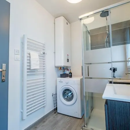 Ferienwohnung Le Trianon - Parking Prive Reims Exterior foto